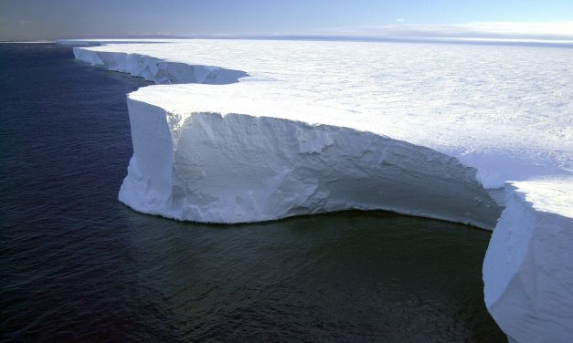 Iceberg A68: addio all’iceberg più grande del mondo